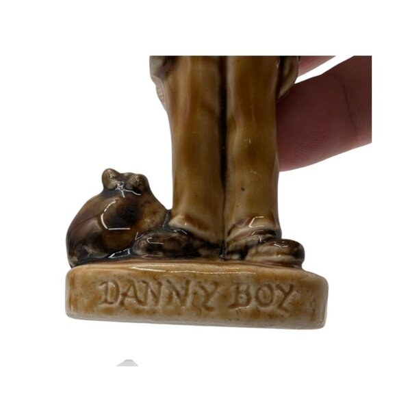 Vintage Wade Danny Boy Irish Song Folk Art Tales Porcelain Figurine Ireland 3.75 - Picture 6 of 7